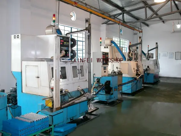 Turning machines producing bearing rings
