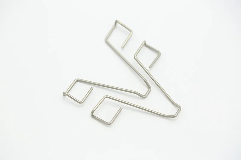 Custom Spring Steel Wire Form Spring Clip manufactured by Xinshunyan