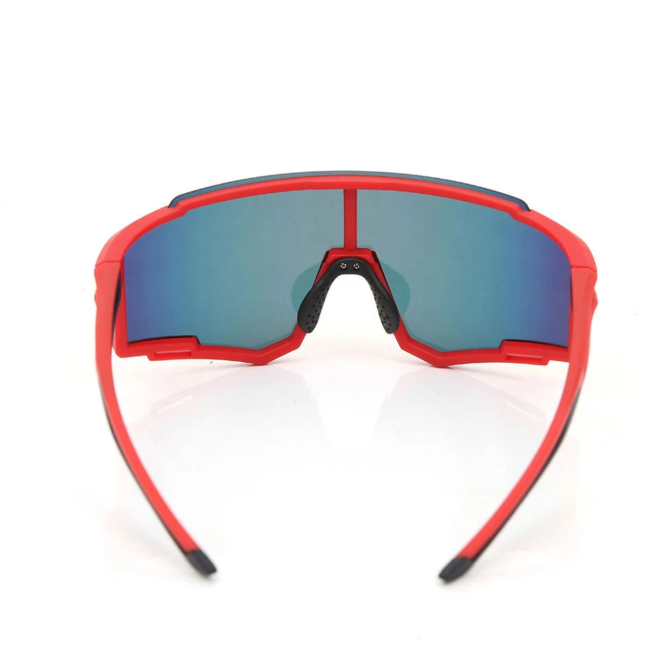 CL-Y025 cycling glasses worn during outdoor activity with clear lens and ventilation channels visible