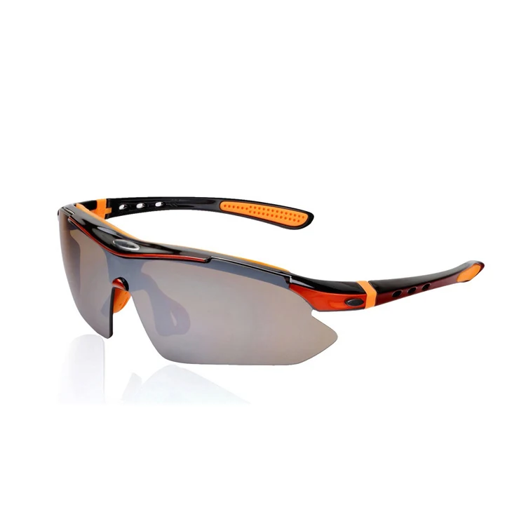 CL-Y713 sunglasses displayed with included cleaning cloth, pouch, cord, and EVA packaging