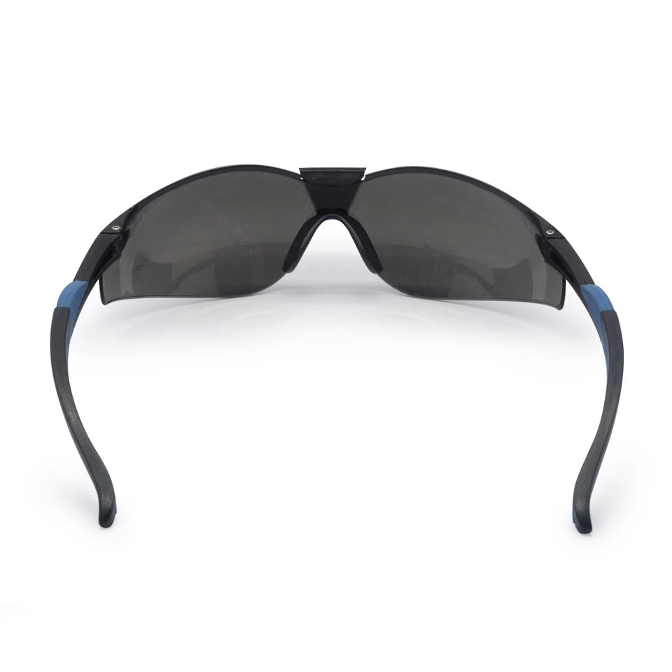 Close-up of the anti-fog coated polycarbonate lens on SG-JN119B