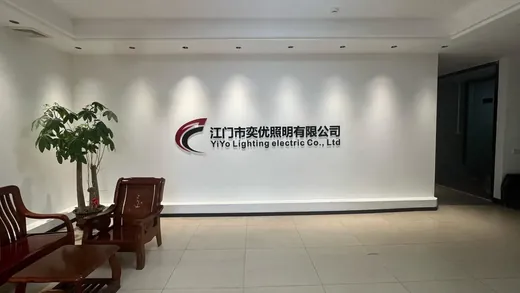 COB vs SMD LED Chips for Commercial Fittings