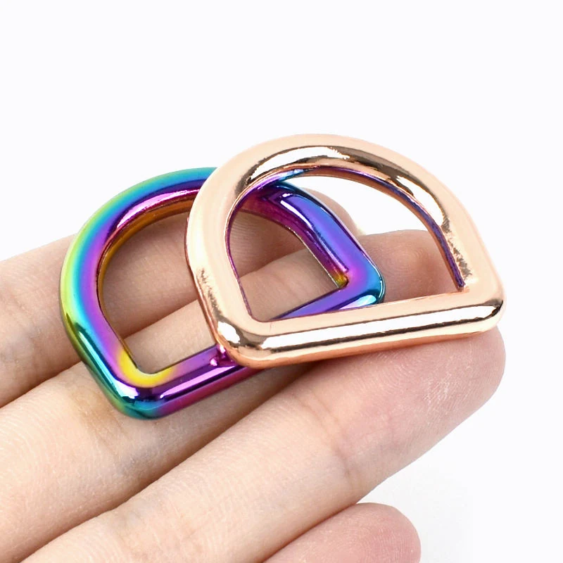 3/4 Inch Zinc Alloy Bag D Ring, shown in the standard finish