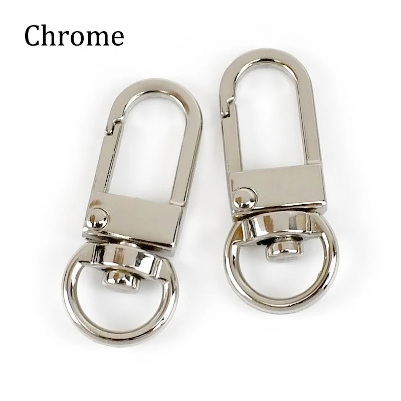 Mini Snap Hook for Purses and Wallets 9 mm, close up of the gate