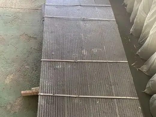 Surfacing Wear-resistant Lining - wear resistant steel plate detail view 3