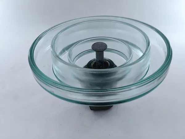 Glass Fog Profile Suspension Insulators U160BP/170 made by Zhaotong Insulator