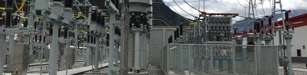 Air insulated substation switchyard with post insulators and busbar