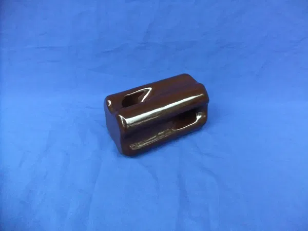 Strain/Guy Insulators ANSI 54-3 made by Zhaotong Insulator