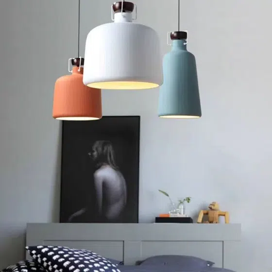 1-Head Iron LED Pendant Lamp in Aluminum Cover and Iron Bracket, detail view