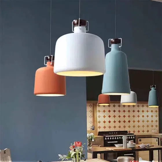 1-Head Iron LED Pendant Lamp in Aluminum Cover and Iron Bracket, scale view