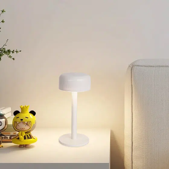 3W Red Black White Table Lamp in PC and ABS, scale view