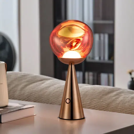 8W Iron Acrylic Lava Table Lamp in Iron and Acrylic, installed view