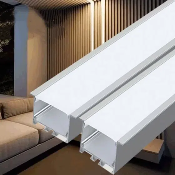 New Style LED Aluminum Linear Strip Lamp Track Light in Aluminum, installed view