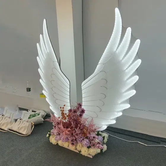 Angel Wings LED Wedding Floor Light in Iron and Fabric, detail view