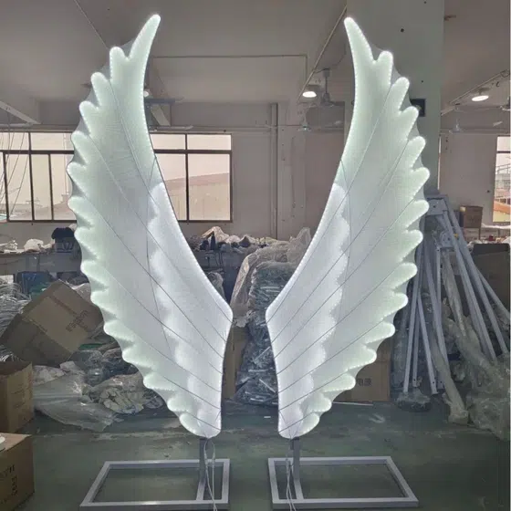 Angel Wings LED Wedding Floor Light in Iron and Fabric, scale view