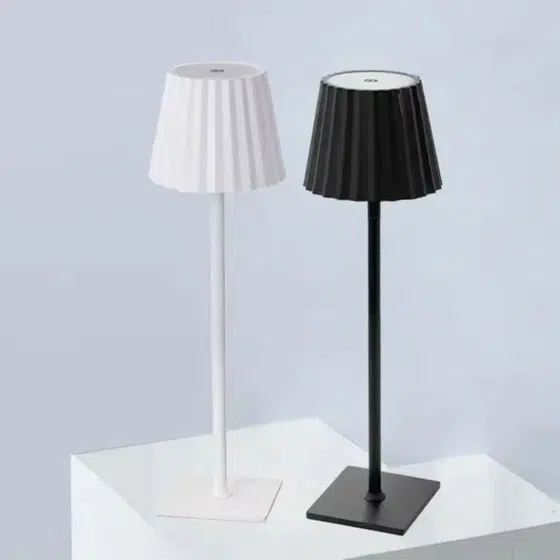 2.5W Black White LED Small Table Lamp in PS and Iron, installed view