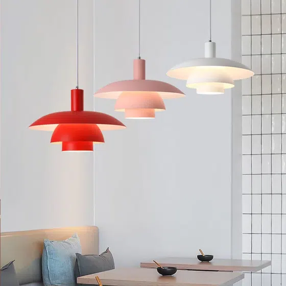 D30cm Black White Red Pink Pendant Lamp in Aluminum, detail view