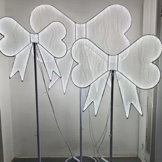 Bow Wedding LED Floor Light in Iron and Fabric, detail view
