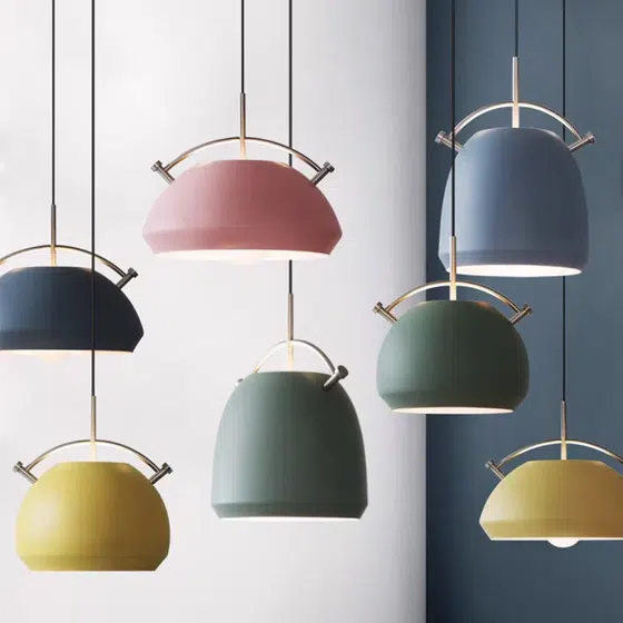 Colorful Aluminum Iron Pendant Light in Aluminum Cover and Iron Bracket, detail view