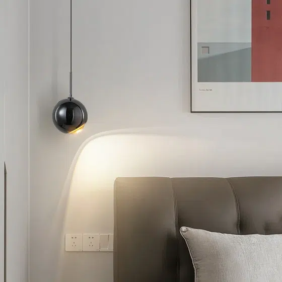 D10/12CM Lifting Aluminum Pendant Lamp in Aluminum and Lens, installed view