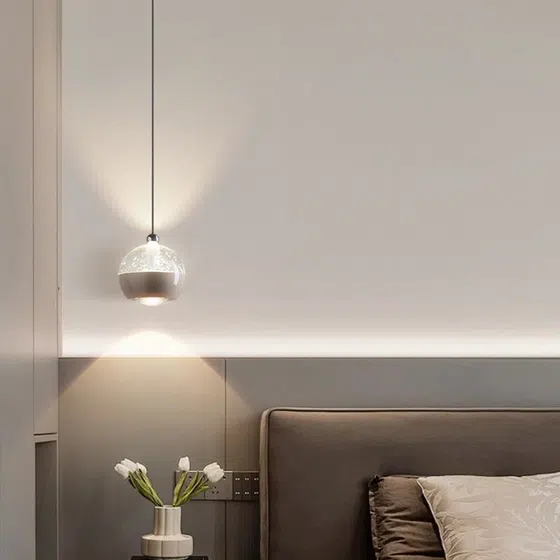 D10CM Aluminum Acrylic Pendant Lamp in Aluminum and Acrylic, scale view