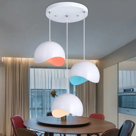 D20cm Round Metal Pendant Light in Aluminum, detail view