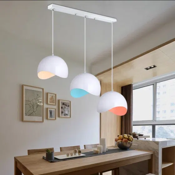 D20cm Round Metal Pendant Light in Aluminum, installed view