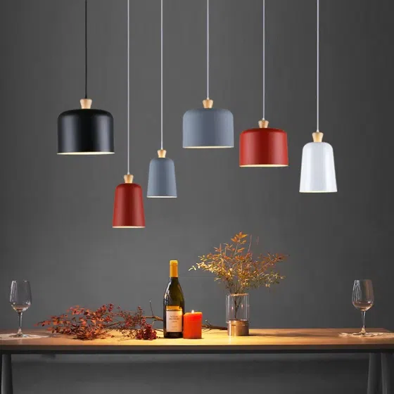 D23/26/28cm Aluminium Pendant Light in Aluminum and Wood, scale view