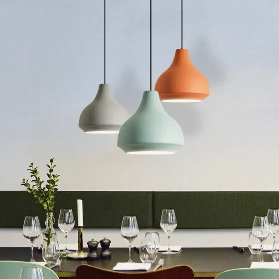 D28/35cm Simple Basket Shade Pendant Light in Aluminum, detail view