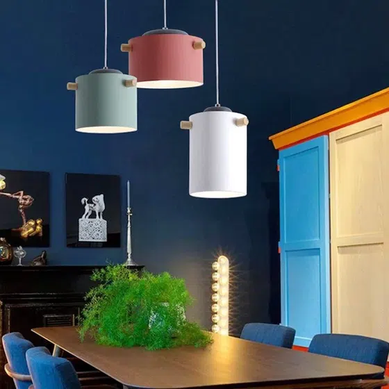 D30cm Column Aluminum Pendant Lamp in Aluminum, scale view