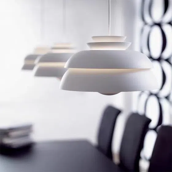 D32cm White Aluminum Pendant Lamp in Aluminum, product photograph