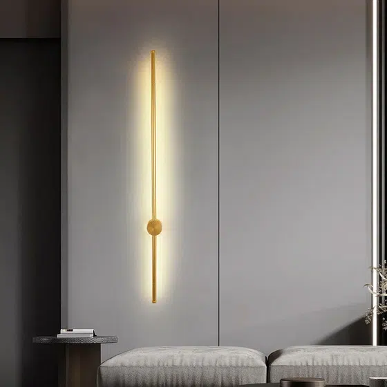 Dimmable Indoor Linear Wall Light in Aluminum and PC, detail view