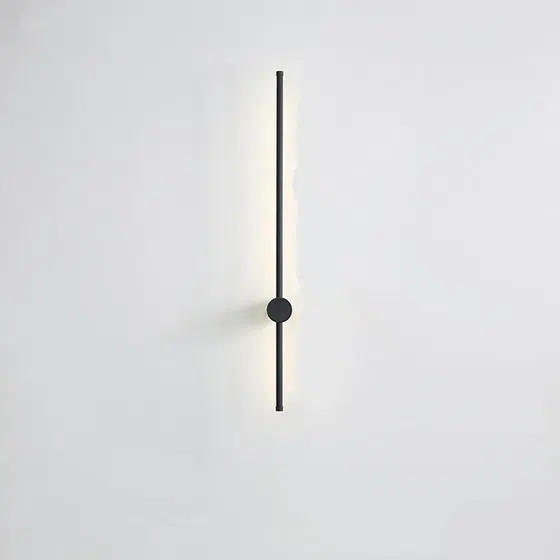 Dimmable Indoor Linear Wall Light in Aluminum and PC, scale view