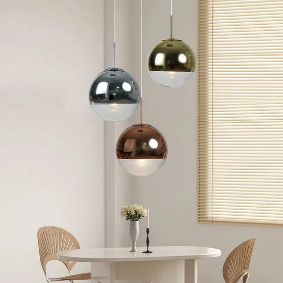 E27/E26 Bubble Ball Glass Pendant Lamp in Iron and Glass, scale view