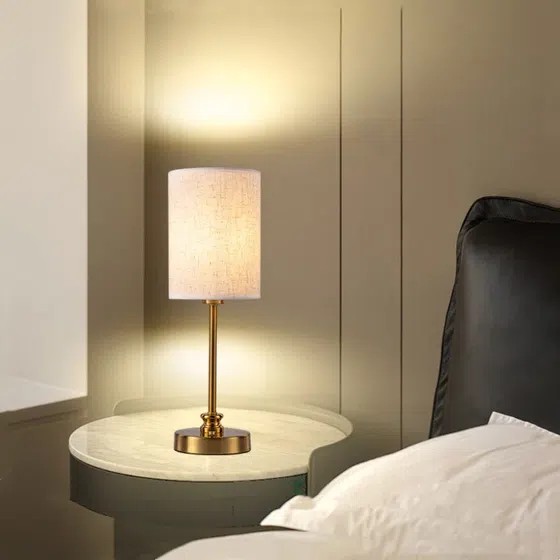 H37cm Fabric Antique Brass Table Lamp in Iron and Fabric, detail view