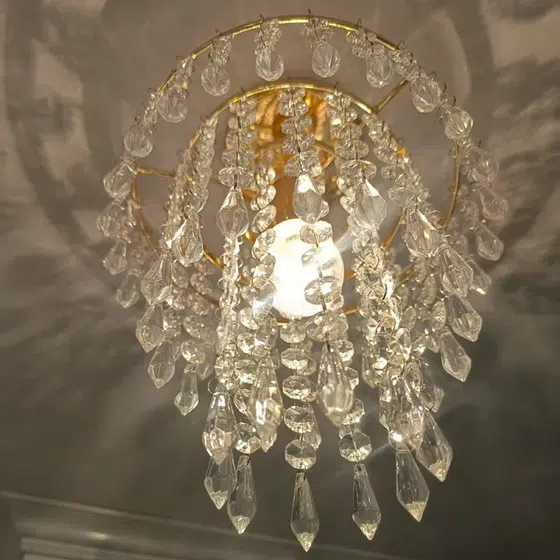 D20cm Gold Small Crystal Ceiling Light in Iron and Crystal, scale view