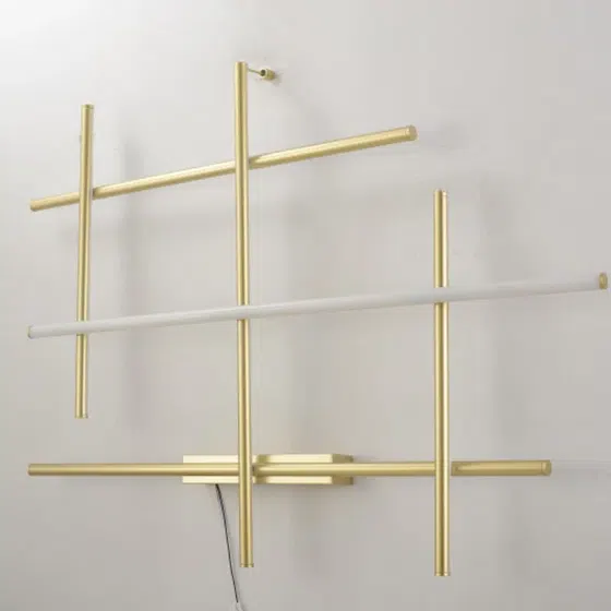 Golden Simple Linear LED Wall Light in Aluminum, scale view