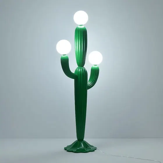 H150cm Green G9 Cactus Floor Lamp in Fiberglass, detail view
