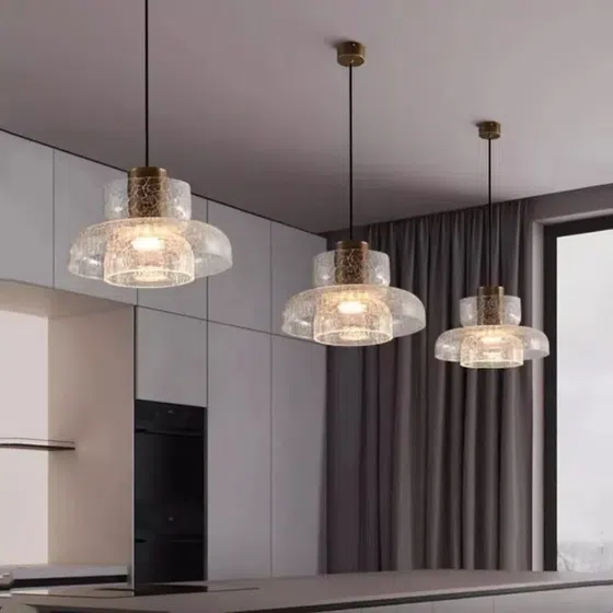 H12CM Cracked Glass Pendant Light in Iron and Glass, detail view