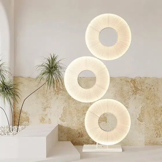 H175CM White Fabric LED Floor Light in Iron and Fabric, detail view
