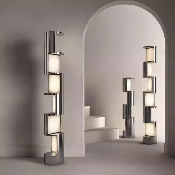 H186CM Stainless Steel Acrylic Floor Lamp in Stainless Steel and Acrylic, detail view