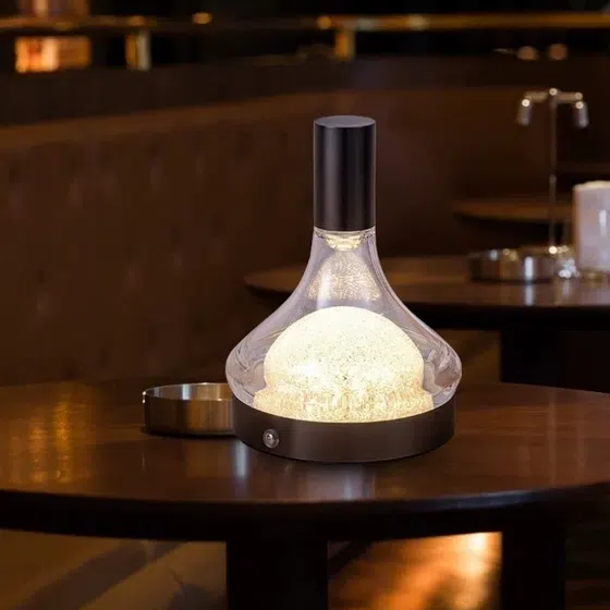H18cm Copper Wine Bottle Table Light in Aluminum and PS, scale view