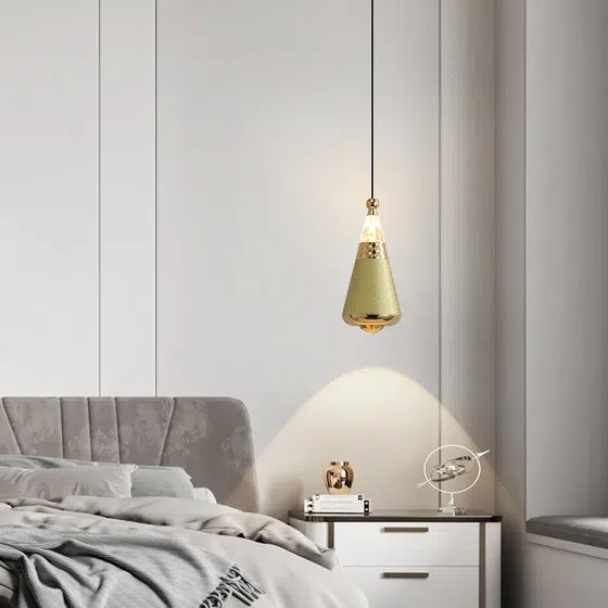 H19CM Cone Acrylic Pendant Lamp in Aluminum and Acrylic, scale view