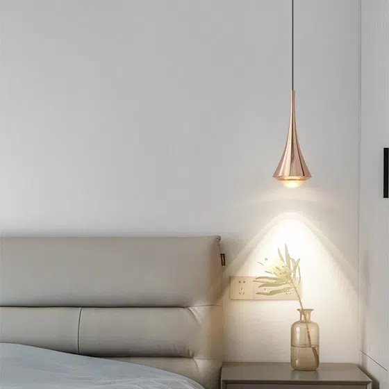 H23CM Diamond Aluminum Pendant Light in Aluminum and Lens, detail view