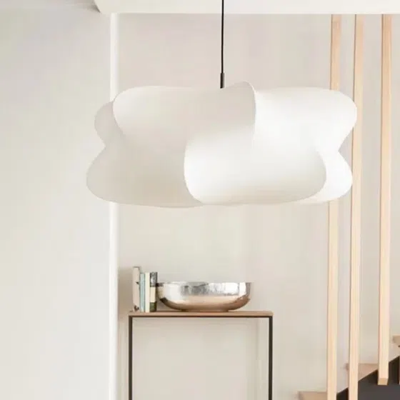 H23CM Wabi Sabi Silk Pendant Lamp in Iron and Silk, scale view