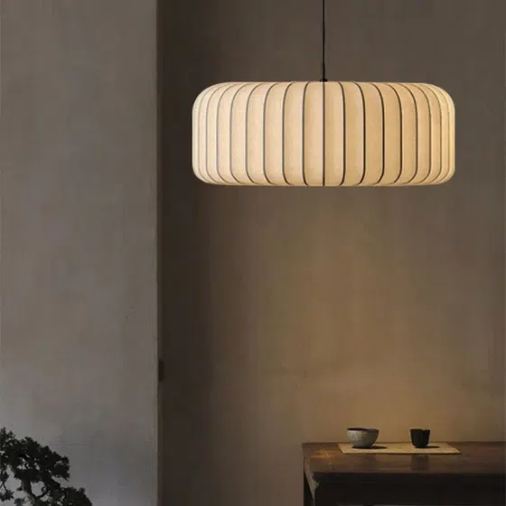 H25cm Lantern Silk Pendant Light in Iron and Silk, scale view
