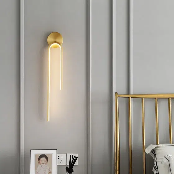H55cm Iron Copper LED Wall Light in Iron and Copper, scale view