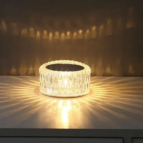 H6CM Bird’s Nest Table Lamp in PS, detail view