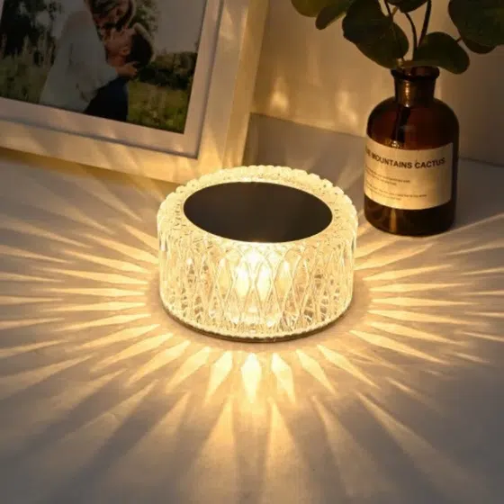 H6CM Bird’s Nest Table Lamp in PS, installed view