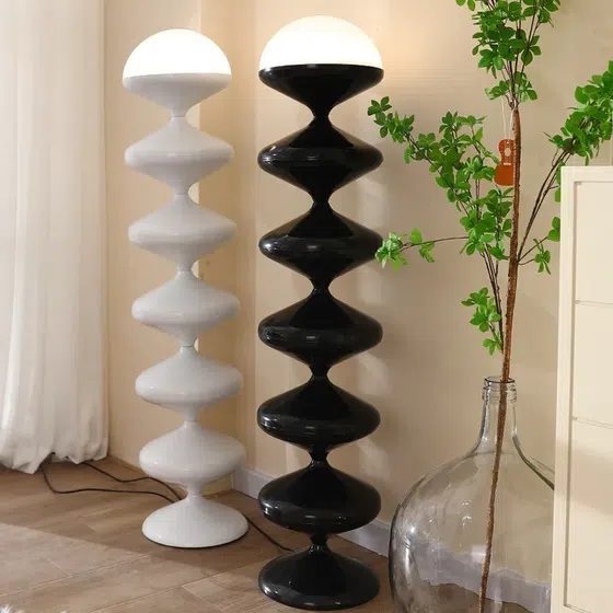 E27 Black White H121cm Hardware Acrylic Floor Light in Hardware and Acrylic, product photograph